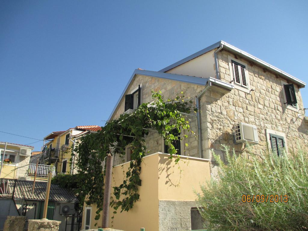 スプリトLuxury Mansarda Duplex - City Centre - Stone Houseアパートメント エクステリア 写真